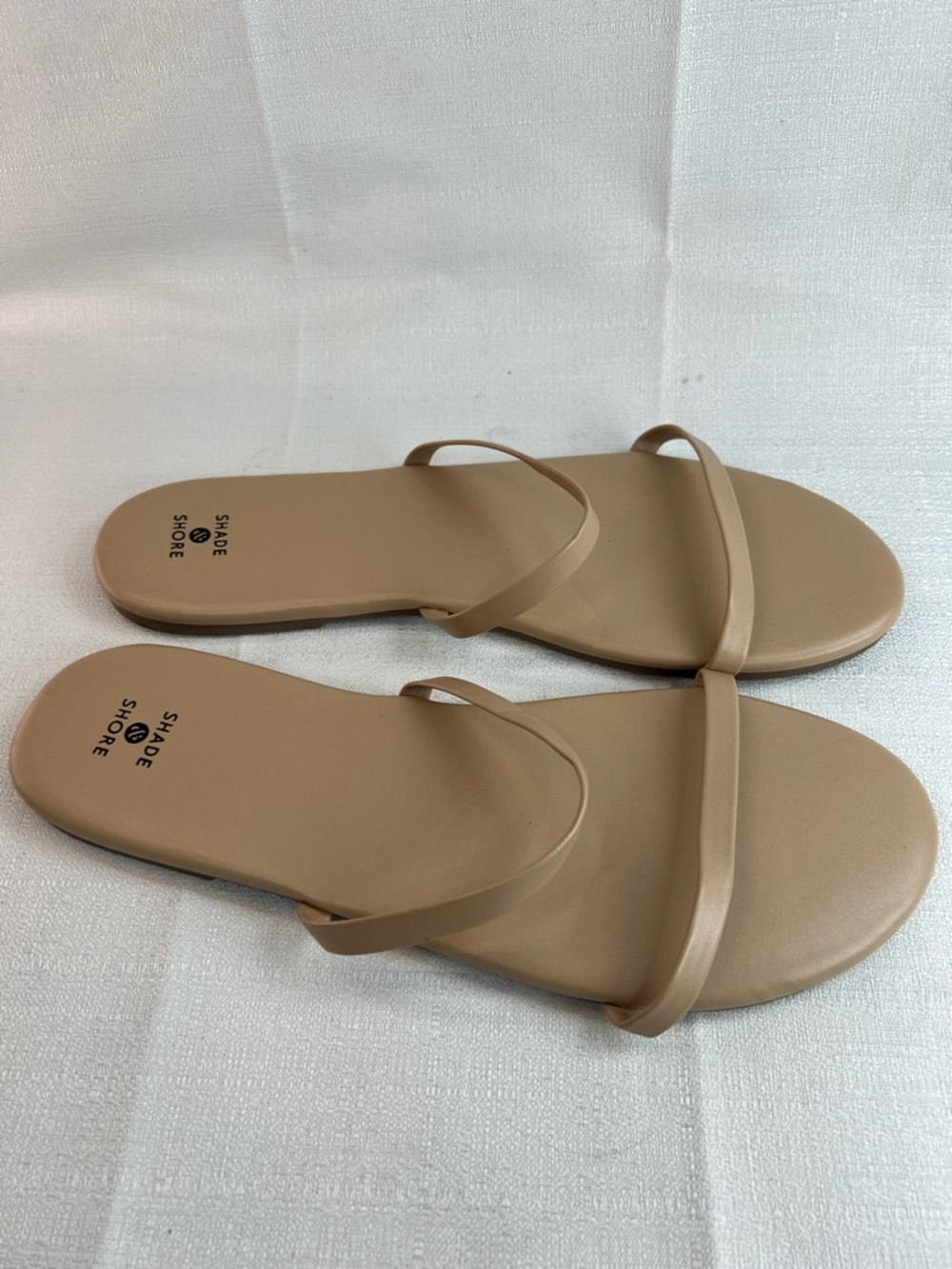 Shade & Shore, strapping tan sandals - Picture 2 of 4